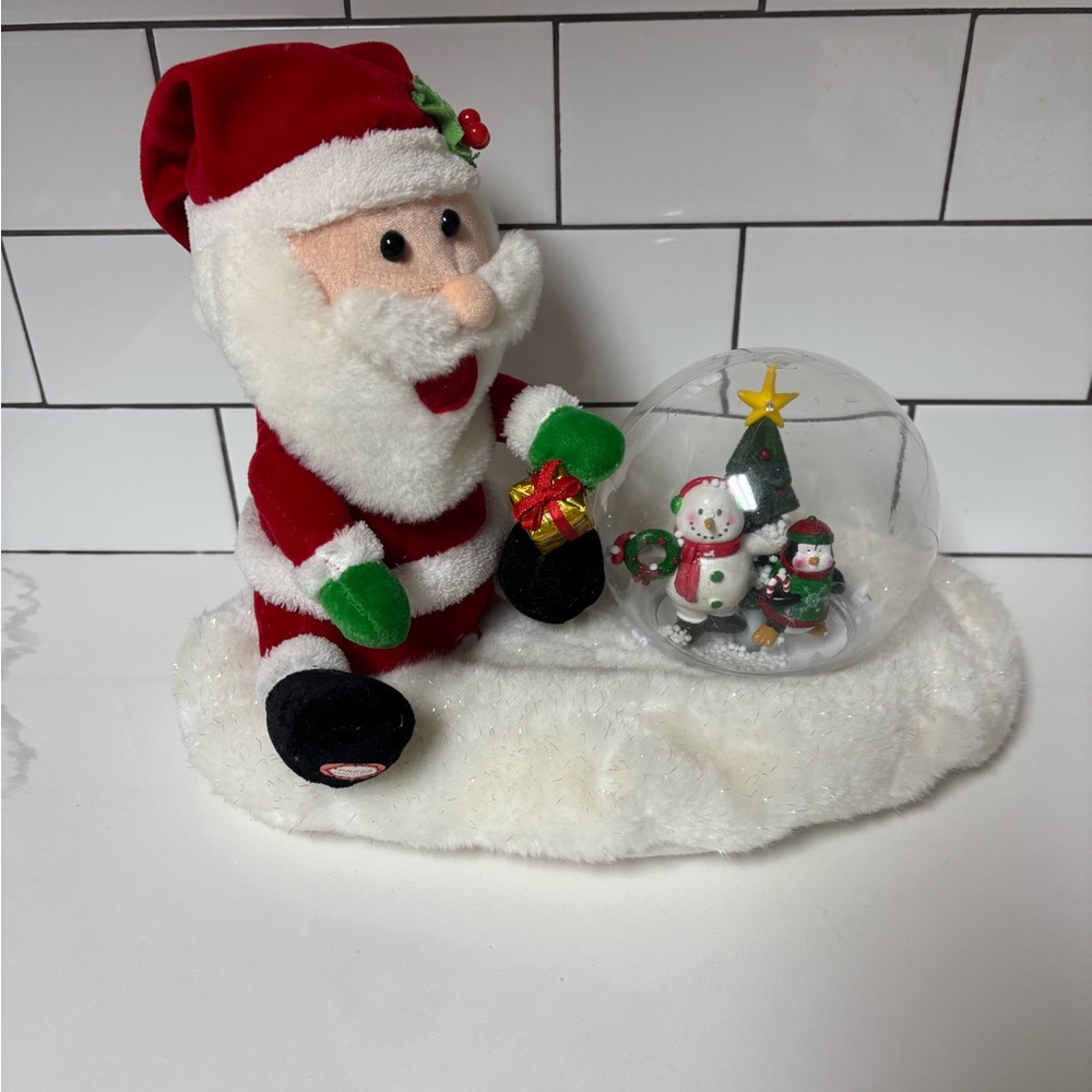 Gemmy Friends Snow Globe Santa Claus Lights Up Singing Musical Plush